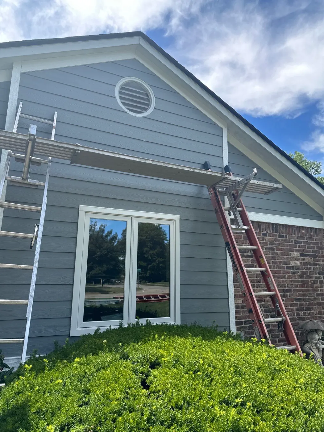 Fiber cement siding installed on a Hayden Run home