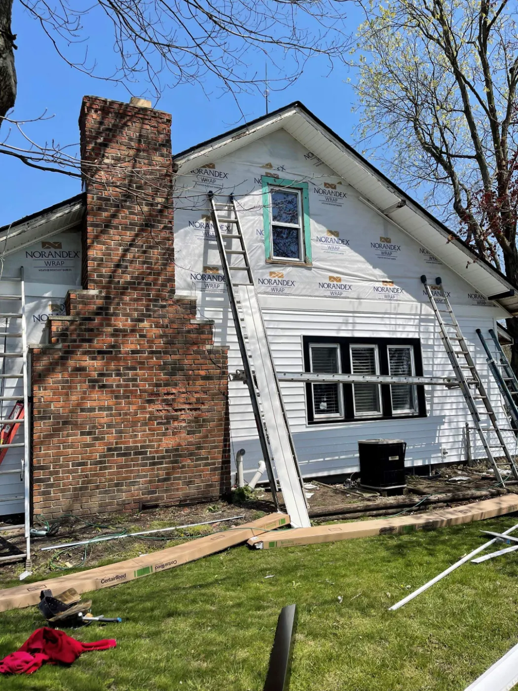 Vinyl siding replacement completed in Hayden Run